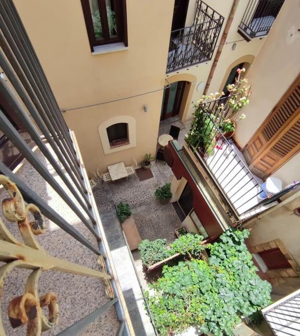 Casa Vacanze U Curtigghiu Cefalu Exterior photo